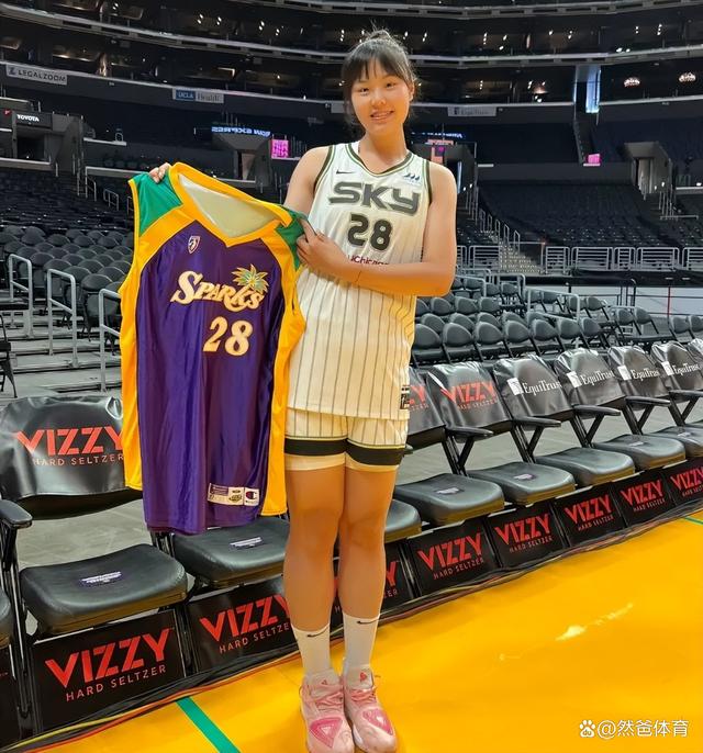 李月汝11分9板创赛季新高，助飞翼险胜太阳