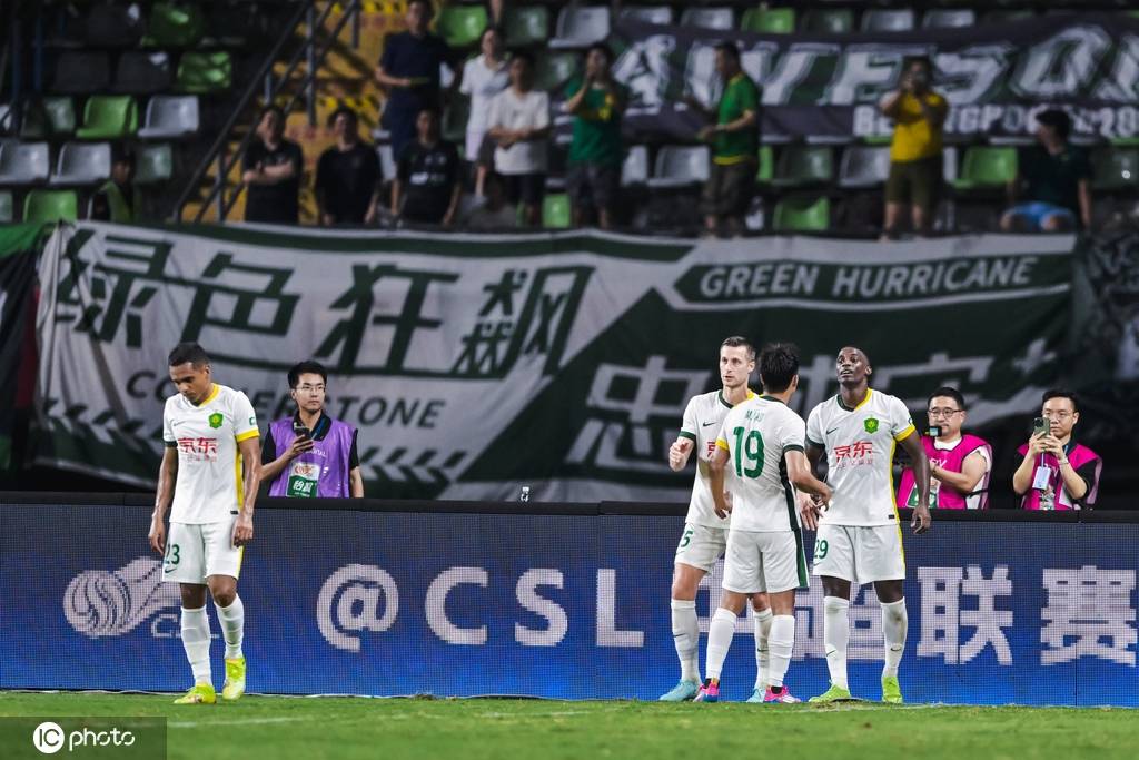 中超-法比奥帽子戏法国安4-0梅州15轮不败夺半程冠军的简单介绍