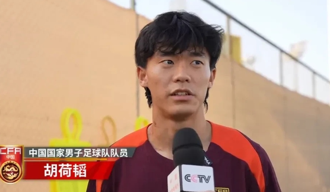 足球报：蓉城夏窗操作势在必行胡荷韬预计至少