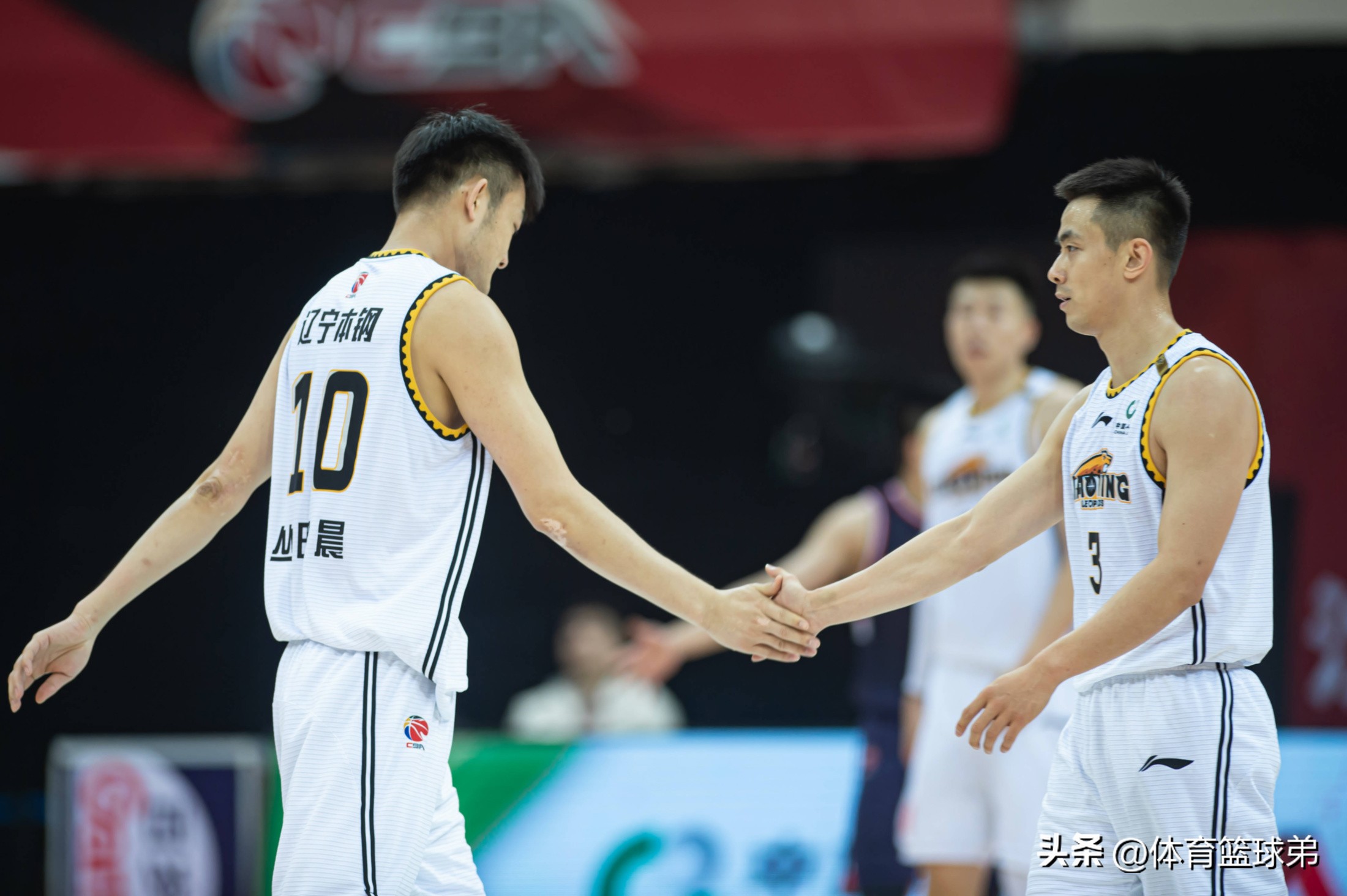 包含全运会5胜0负收官！辽宁大胜山东小组第一付豪22+8赵继的词条